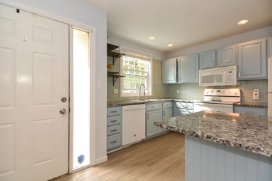 1465 Hooksett Rd unit 431, Hooksett, NH 03106 - photo 4