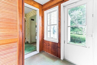 Entry/Breezeway