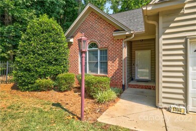 1503 Forest Park Dr, Statesville, NC 28677 - photo 3