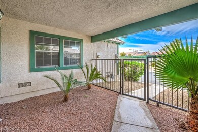 3965 Weybridge Dr, Las Vegas, NV 89121 - photo 5