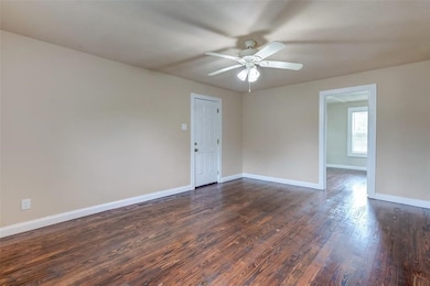 7711 James Franklin St, Houston, TX 77088 - photo 6