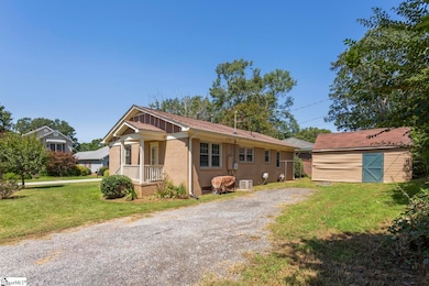 103 Gault St, Fountain Inn, SC 29644 - photo 3