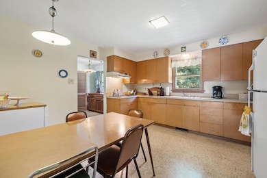 612 S 27th St, Sheboygan, WI 53081 - photo 3