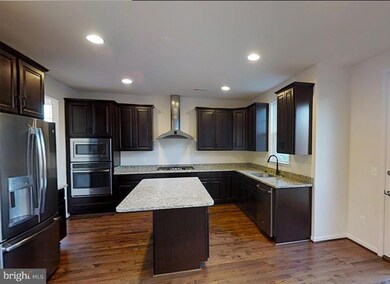 24883 Coventry Grove Ct, Chantilly, VA 20152 - photo 5