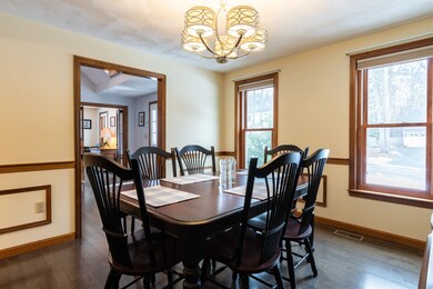 31 Cathedral Cir, Nashua, NH 03063 - photo 7