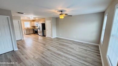 1151 Cross Creek Cir unit H, Greenville, NC 27834 - photo 2