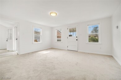 21250 North St, Euclid, OH 44117 - photo 4