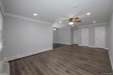 37 Elliott Place unit 37-1B, Smithtown, NY 11787 - photo 4