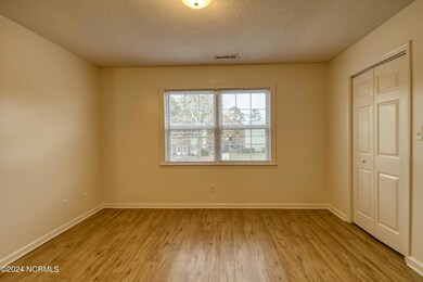 2318 Indian Dr unit B3, Jacksonville, NC 28546 - photo 6