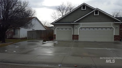 517 Crosspoint Ave, Nampa, ID 83686 - photo 2