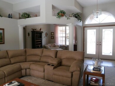 Living room to DR/sitting area
