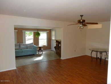 04 Great Rm 10319 W Clair