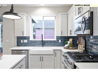 17358 SW Kalapuya Ln unit 71, Sherwood, OR 97140 - photo 6