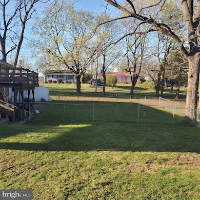 1715 Scranton Ave, Front Royal, VA 22630 - photo 5