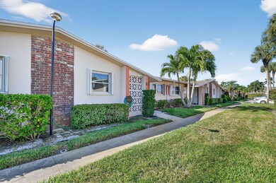 2667 Dudley Dr E unit B, West Palm Beach, FL 33415 - photo 2