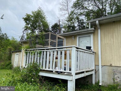 74 Furley Dr unit 1, Bunker Hill, WV 25413 - photo 3