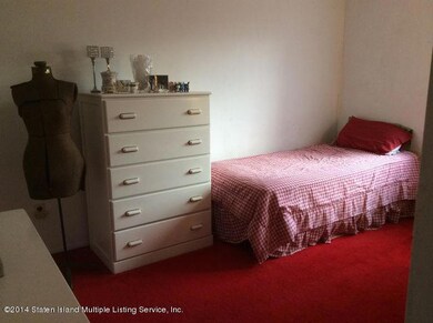 25 Arrowood Ct unit 116, Staten Island, NY 10309 - photo 6