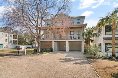 912 Ocean Blvd unit B, Saint Simons Island, GA 31522 - photo 4