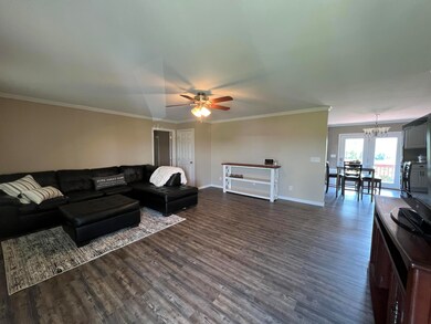 2CFDBAF0-684E-4877-8211-B1C9A308964A