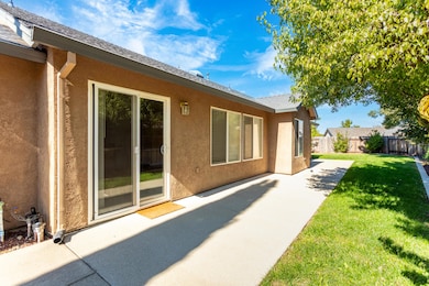 2925 Aspen Glow Ln, Redding, CA 96001 - photo 3