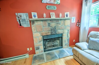 184 E Shore Dr, Hawley, PA 18428 - photo 4
