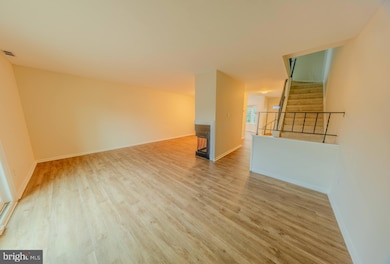 4131 Placid Lake Ct unit 54E, Chantilly, VA 20151 - photo 7