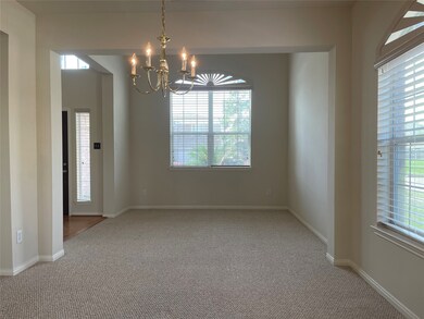 5206 Founders Way Ct, Houston, TX 77091 - photo 6