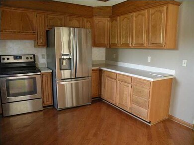 Stainless steel appliances remain