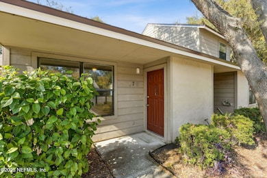 7 Jasmine Place unit 7 & 8, Fernandina Beach, FL 32034 - photo 3