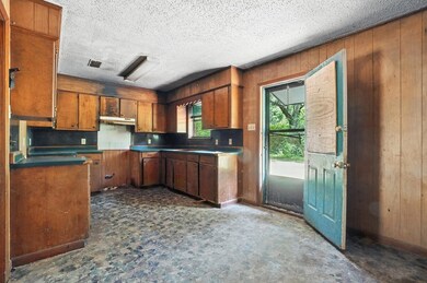 1087 James Community Rd, McComb, MS 39648 - photo 2