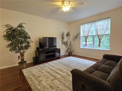 4372 Lenni Cir, Emmaus, PA 18049 - photo 5