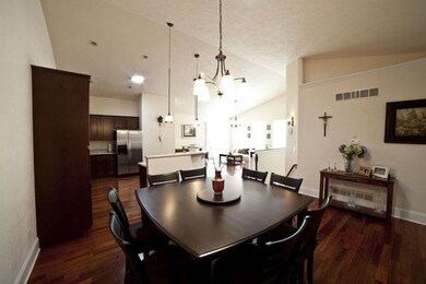 5211 Teaberry Ln unit 6, Fitchburg, WI 53711 - photo 7