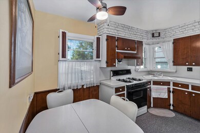 Lugers kitchen