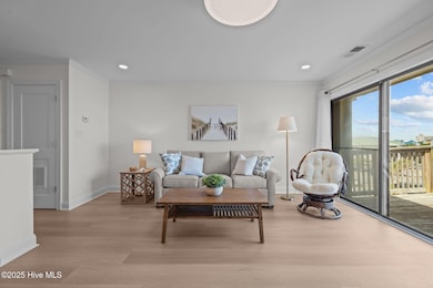 9100 Reed Dr unit 3302, Emerald Isle, NC 28594 - photo 7