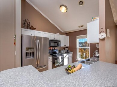 81 Rotunda Cir, Asheville, NC 28806 - photo 6