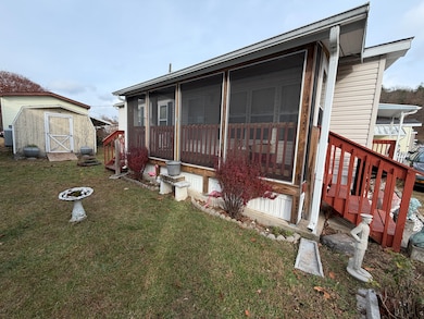 16 3rd St, Beacon Falls, CT 06403 - photo 3