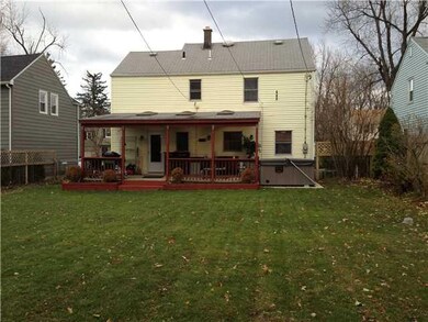 Exterior Back Large private fully fenced yard with