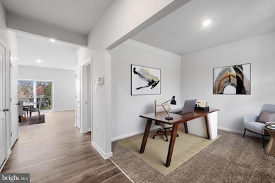 113 Stearns Dr, Stephens City, VA 22655 - photo 2