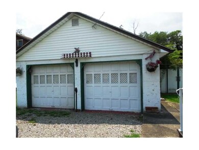 Parking Lot/Garage.