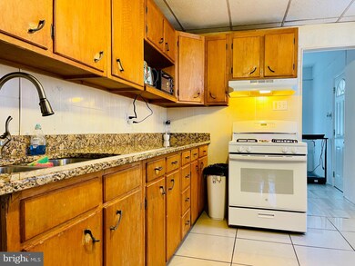 1336 N 10th St, Reading, PA 19604 - photo 6