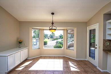 Casual Dining with Picture Window!