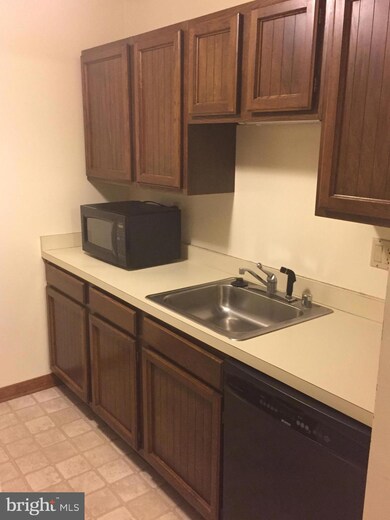 44706 Beechwood Ct unit 4C, 628, California, MD 20619 - photo 5