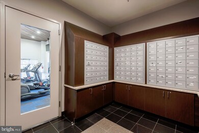 2100 02 Walnut St unit 7G, Philadelphia, PA 19103 - photo 4