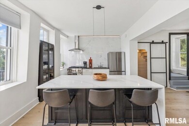 817 N 2nd St, Le Claire, IA 52753 - photo 6