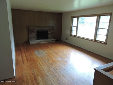 1513 Edith Ave NE, Grand Rapids, MI 49505 - photo 3