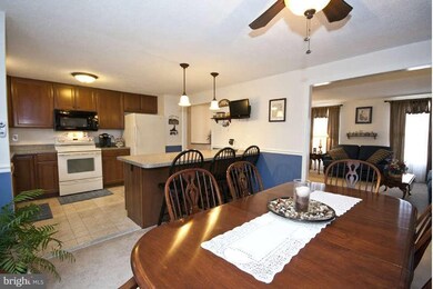 7850 N Cove Rd, Sparrows Point, MD 21219 - photo 2