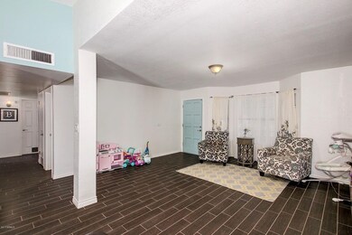 0013-Hampton (13)