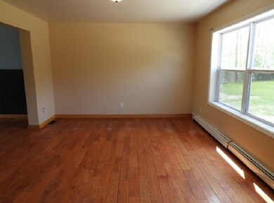 557 2nd New Hampshire Turnpike N, Bennington, NH 03442 - photo 5