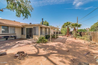 06-Desert Hills Exterior