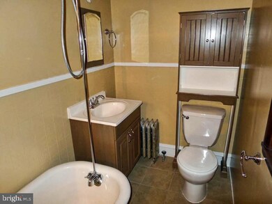 725 W 5th St, Hazleton, PA 18201 - photo 4